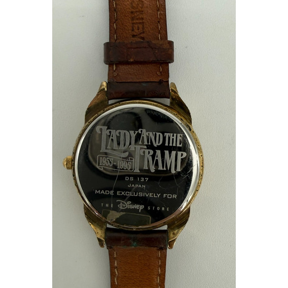 Disney Lady and the Tramp 40th Anniversary Watch Dogs Movie Scene With Box - Picture 11 of 13